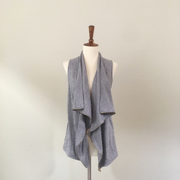 J. Crew Jackets & Blazers - J.Crew Sleeveless Vest Gray Zip up Size XS